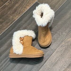 GUC Stepping Stones Faux Suede/Fur Boots